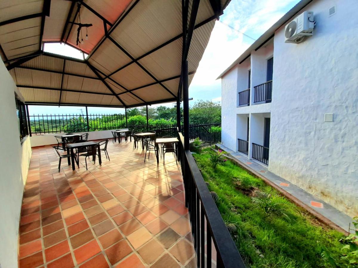 Cosmos Tatacoa Hotel Villavieja Exterior photo